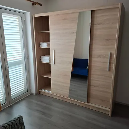 Ena Apartment